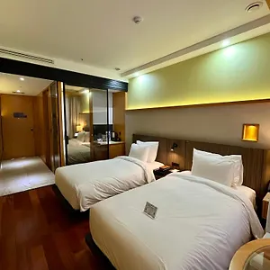Hotel Baymond