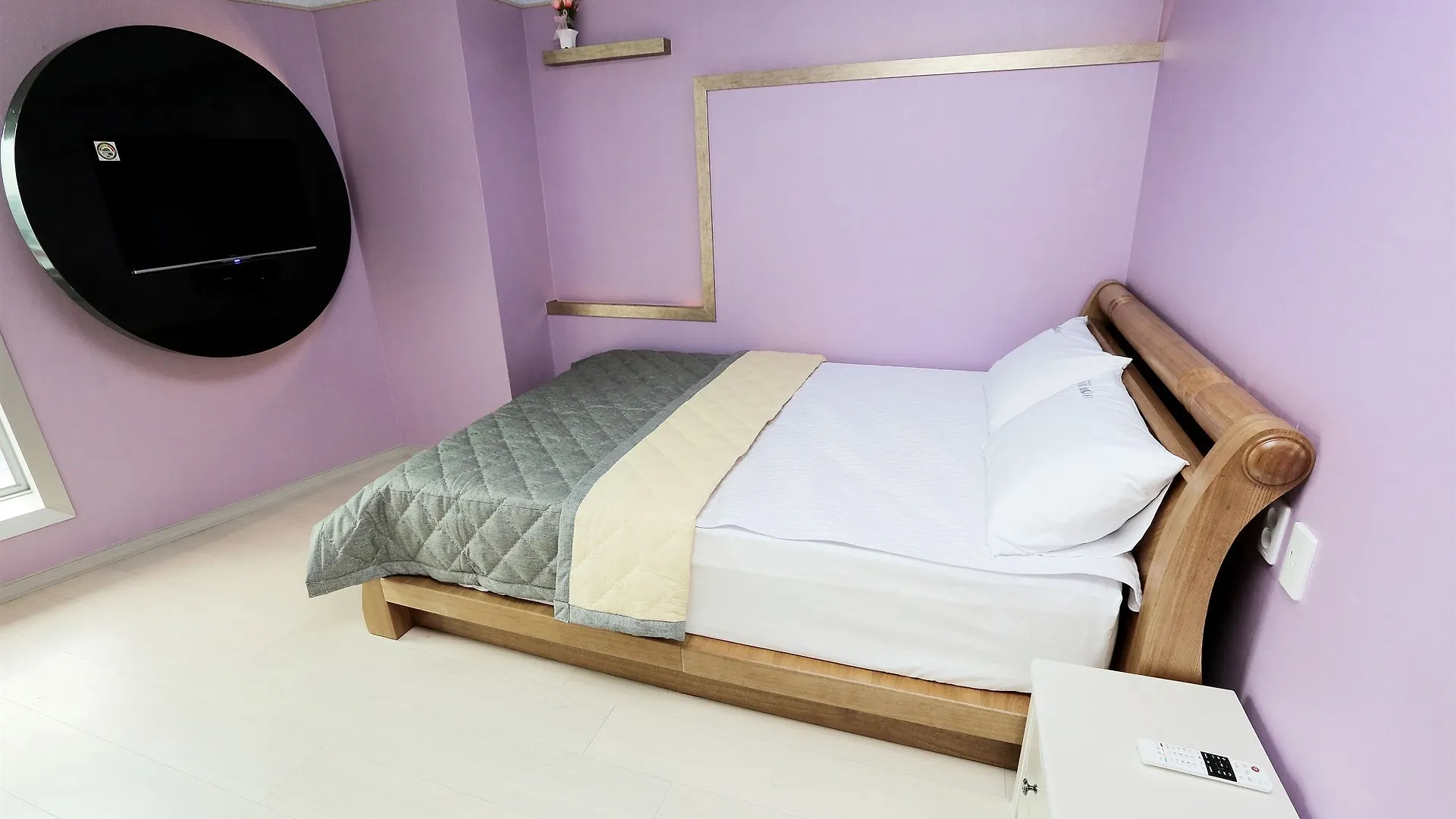 ** Hotel Residence The Moon Busan South Korea