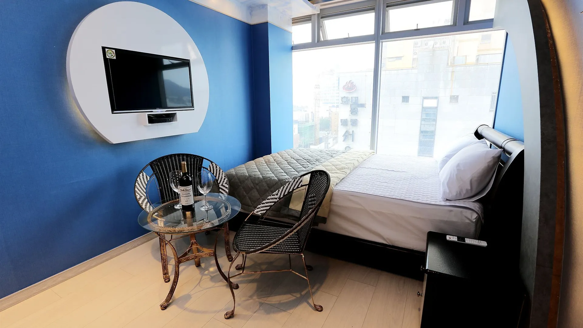 ** Hotel Residence The Moon Busan South Korea