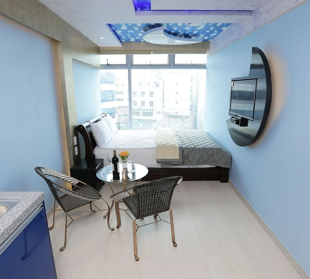 Residence The Moon Busan Hotel